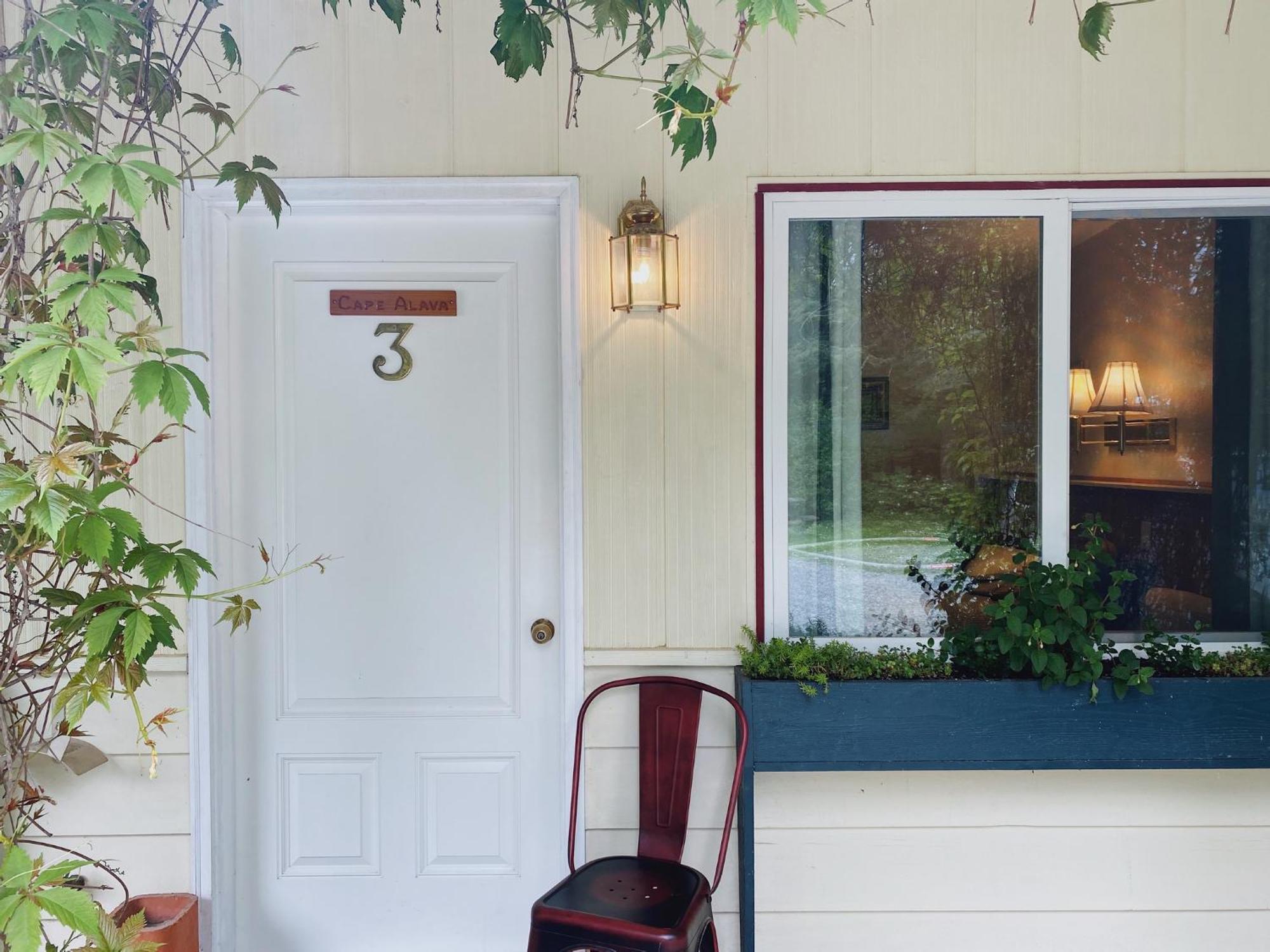 Emerald Valley 2* Port Crescent